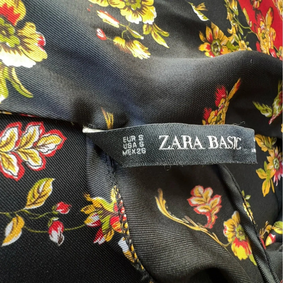 ZARA BASIC SCARF PRINT HALTER TOP LIKE NEW BLOUSE | SIZE: SMALL - Picture 8 of 9